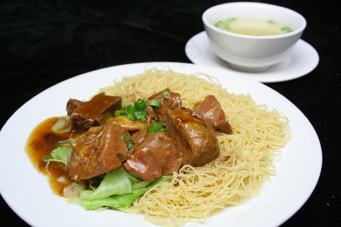 0547牛腩捞面.JPG