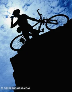 蓝天下的赛车手