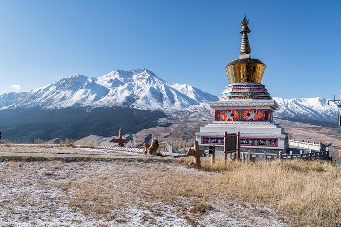 青海祁连牛心山