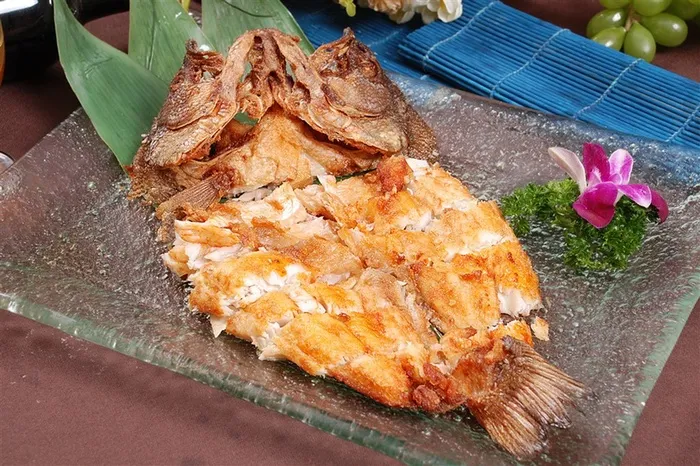 漓江飘香鱼美食素材中华美食