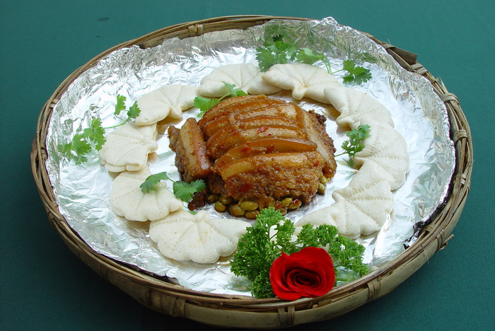 3232荷叶饼夹粉蒸肉