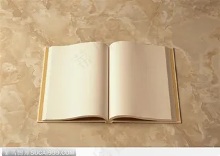 大理石上的书籍