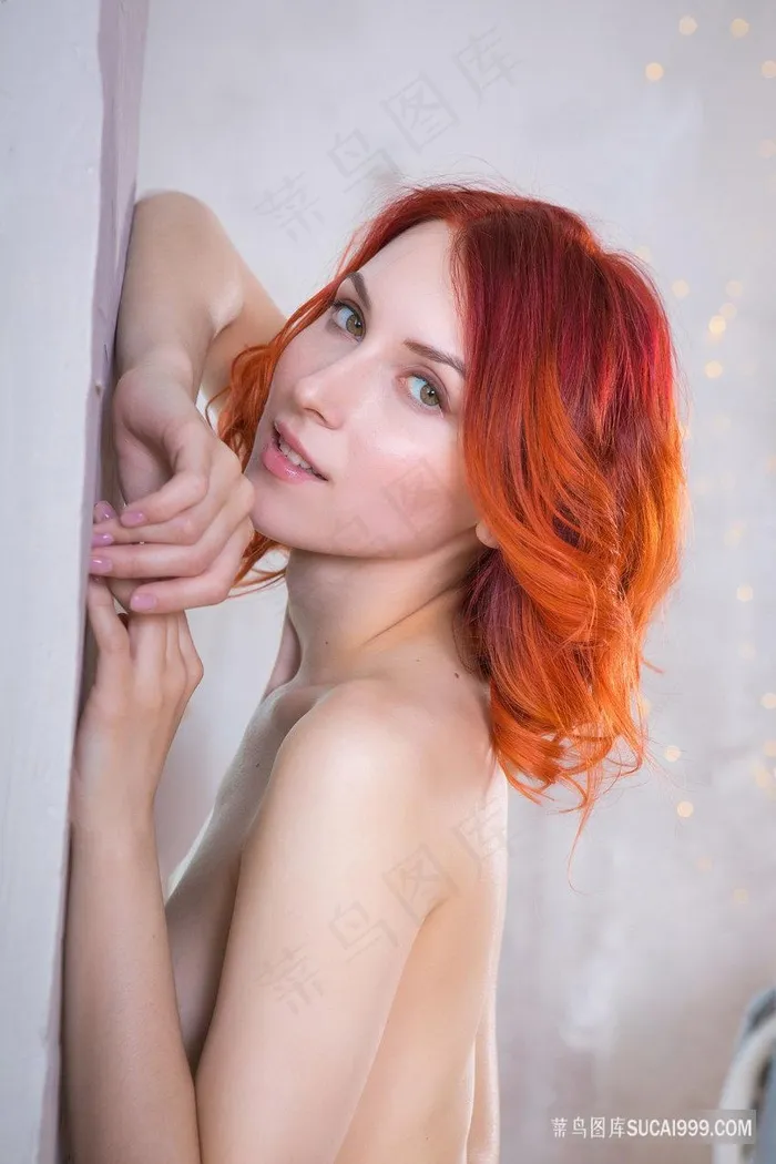 超高清欧美红色头发美女写真图片