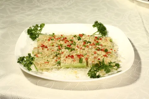 17蒜茸粉丝蒸丝瓜 雅香苑