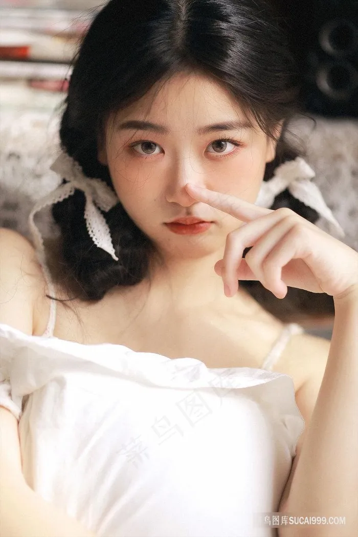 复古写真邻家清纯美女图片