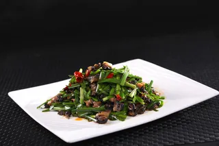 R02565韭菜地皮菜炒田螺 (1)