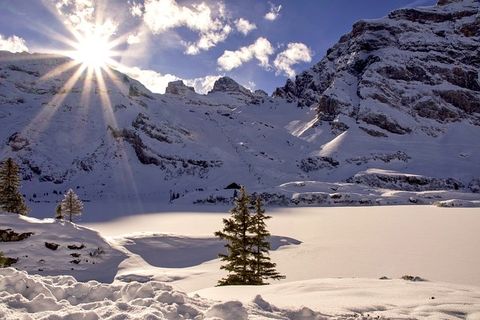 冬天白雪背景风景