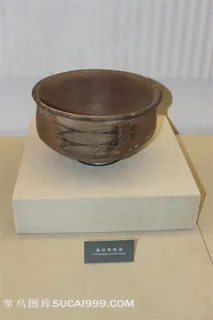 半坡博物馆馆藏鱼纹彩陶盆文物