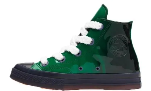 匡威鞋 PNG免抠(536x324)