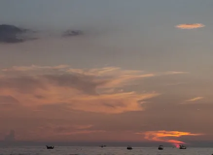 傍晚夕阳大海风景