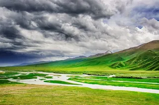 新疆巴音布鲁克风景摄影素材