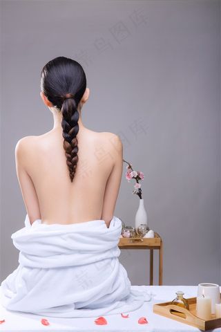 性感的浴袍美女背景