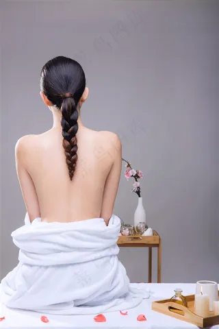 性感的浴袍美女背景