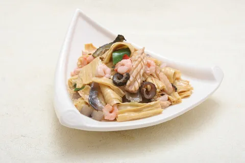 三鲜烧腐竹15元