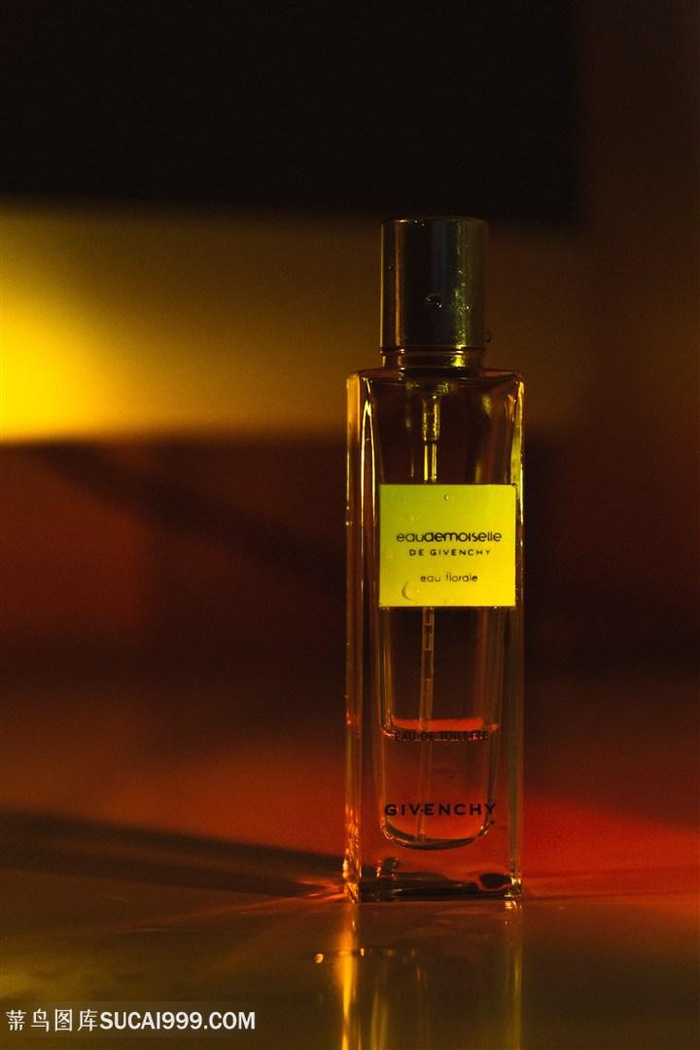 长方形状香氛包装图片