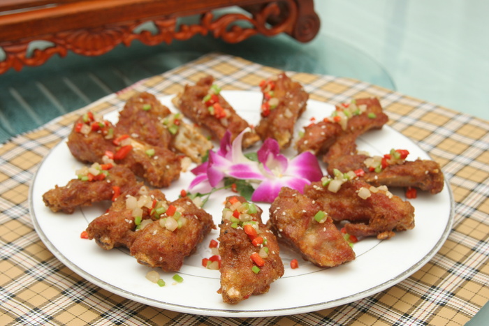 04  蒜香排骨-大佛川菜坊