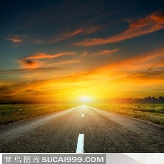 夕阳晚霞郊外公路云层天空云朵蓝天白云自然风景图片素材