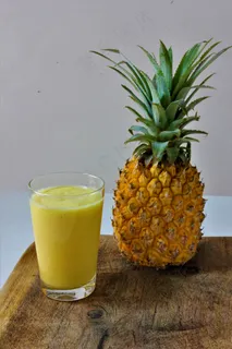 美味夏天清凉果汁饮品摄影照片 美味夏天清凉果汁饮品摄影照片