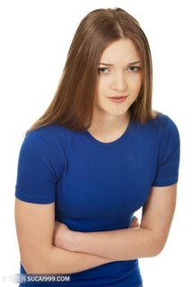 痛苦肚子痛蓝衣美女表情图片