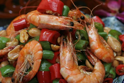 榄菜香煸美人虾 (1)