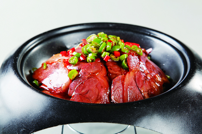干锅美食焖锅湘菜麻辣香辣纸锅干锅带皮驴肉
