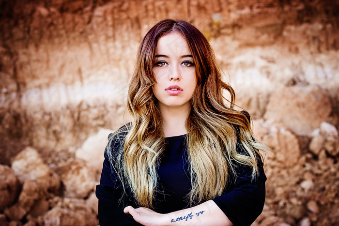 清新唯美可爱的女孩摄影图片