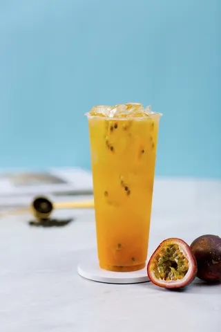 奶茶照片拍摄果汁百香果茶