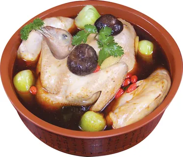 山鸡炖野兔 山鸡炖野兔