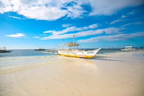 户外风景海边停船游艇