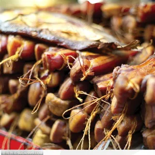 美味的熏制腊肉腊鱼特写