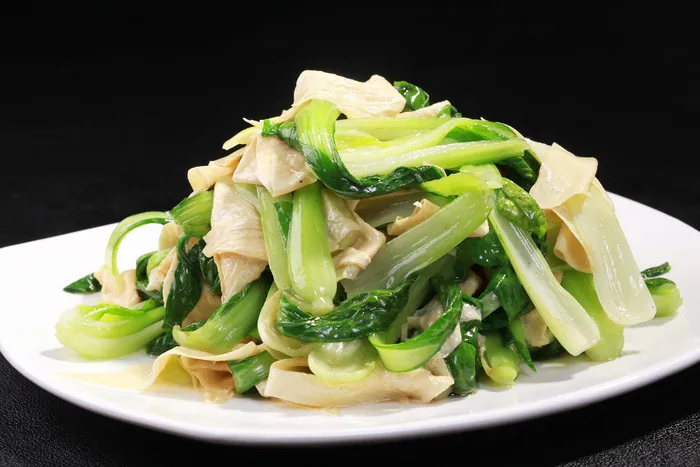 青菜炒信阳豆筋 (1)
