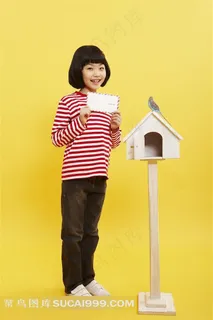 拿信的女孩摄影素材