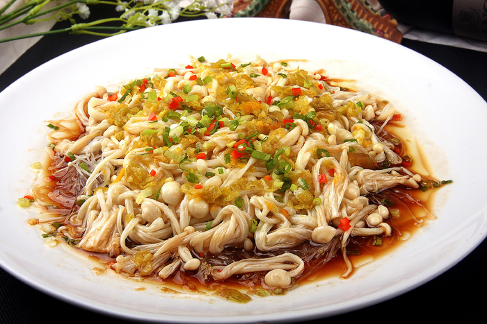 蒜茸粉丝蒸金针菇12元 (2)