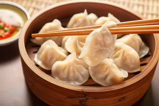 蒸饺饺子美食摄影图