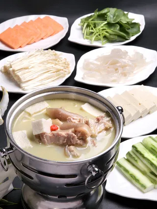 火锅麻辣烫锅底川菜秘制牦牛火锅