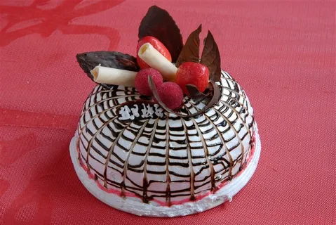 完美水果巧克力奶油蛋糕