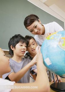 地理课上的学生摄影