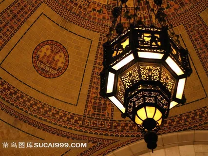 精美奢华富贵的欧式吊灯高清素材