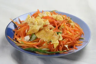 胡萝卜丝炒鸡蛋