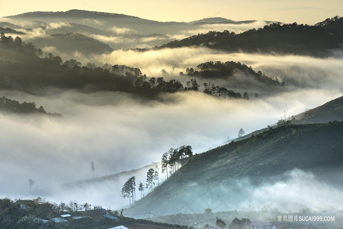 云海大山山峰