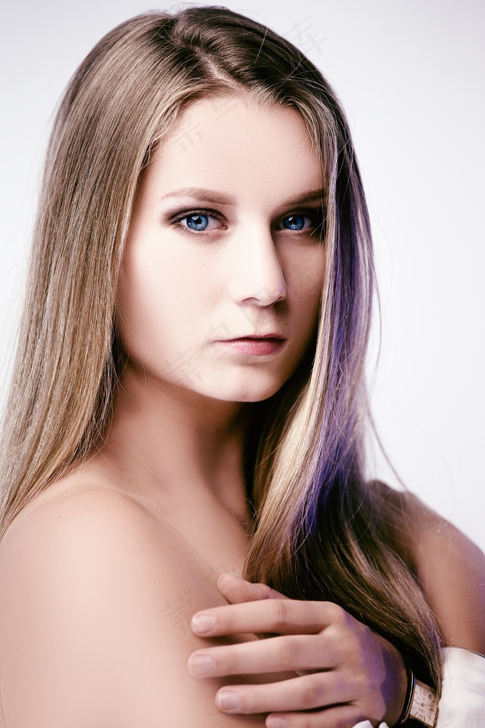 清新唯美可爱的女孩摄影图片