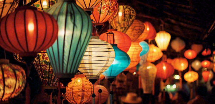 灯笼喜庆中秋佳节夜晚，元宵节摄影图