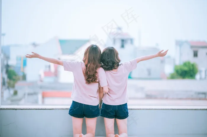 清新唯美可爱的女孩摄影图片