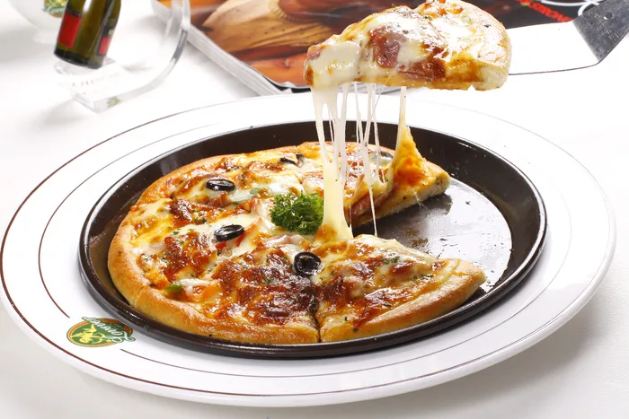 爱琴海招牌比萨 (7)