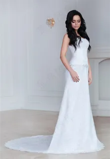 白色婚纱礼服黑发美女摄影