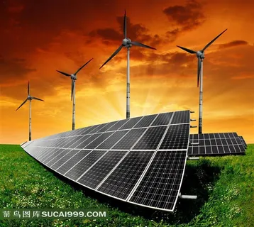 晚霞中的风车太阳能