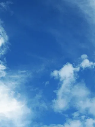 天空蓝色天空白云晴朗天空蓝天