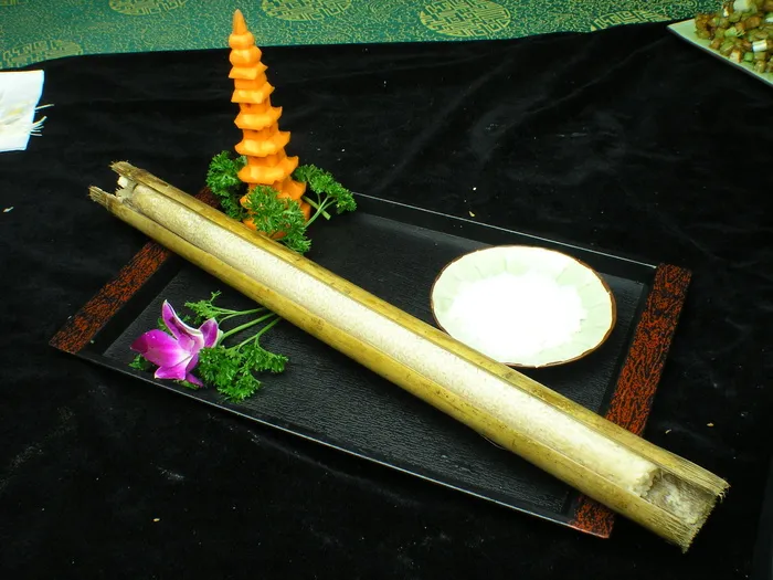 0730香竹饭.JPG