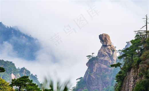 云雾缭绕三清山风景图片