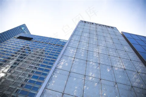 商务办公楼效果图 商务办公楼效果图